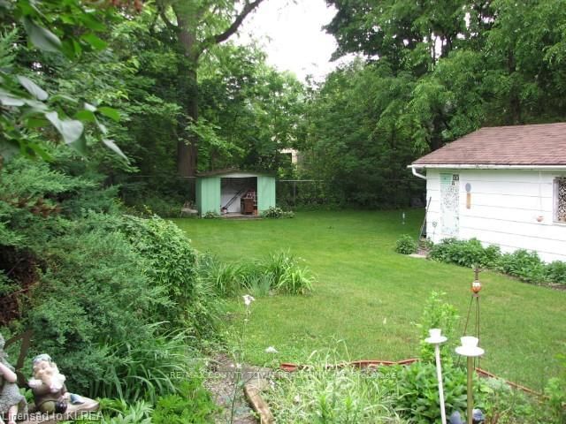 Listing Image 16