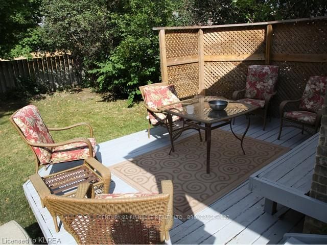 Listing Image 5