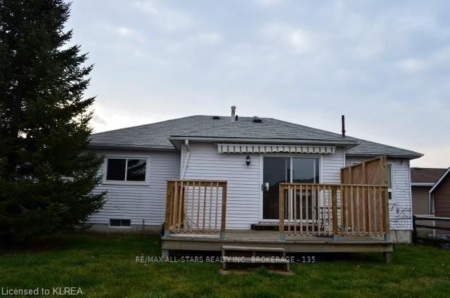 Listing Image 7