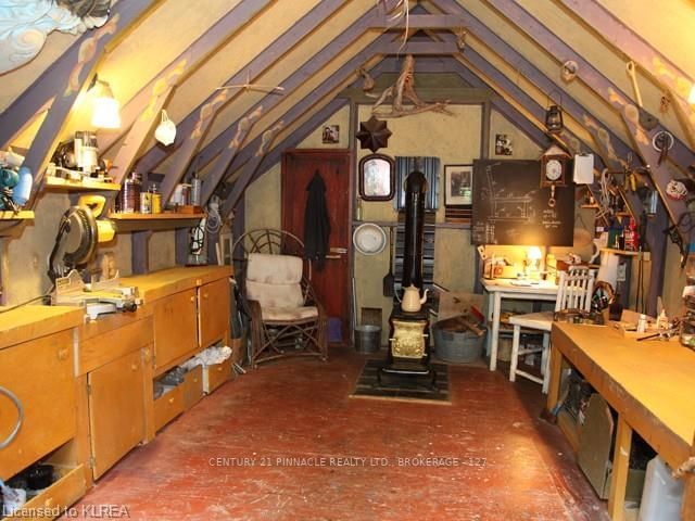 Listing Image 12
