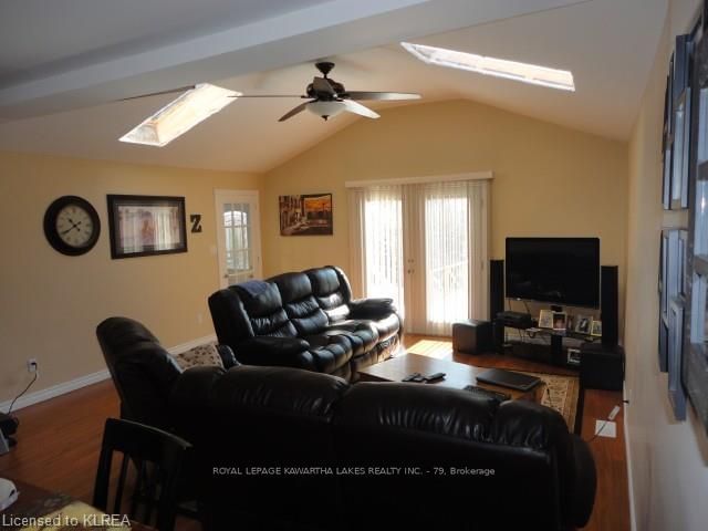 Listing Image 6