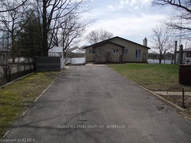 Listing Image 3