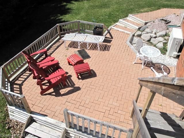 Listing Image 3