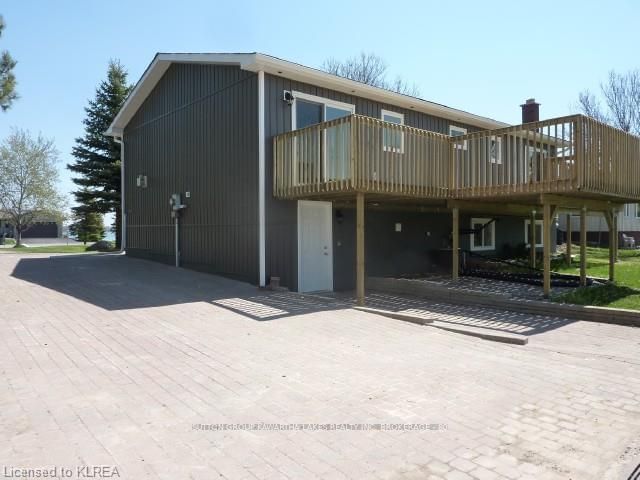 Listing Image 4