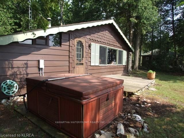 Listing Image 7
