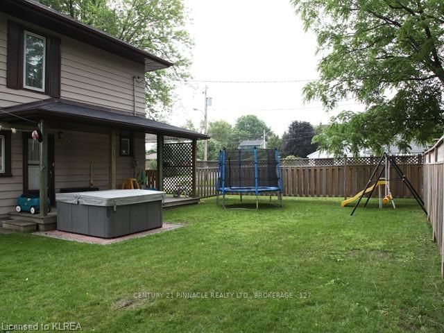 Listing Image 5