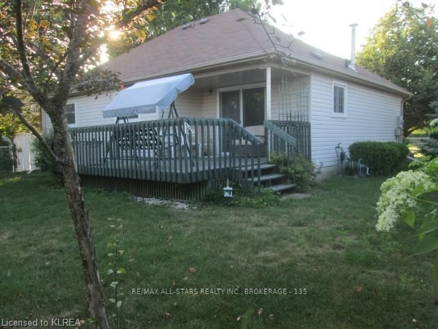 Listing Image 7