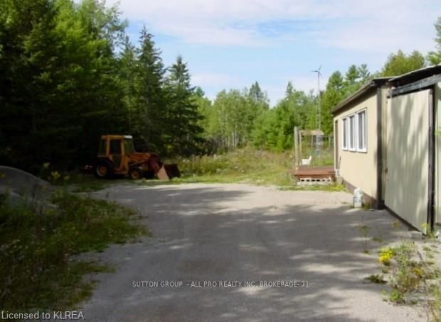 Listing Image 5