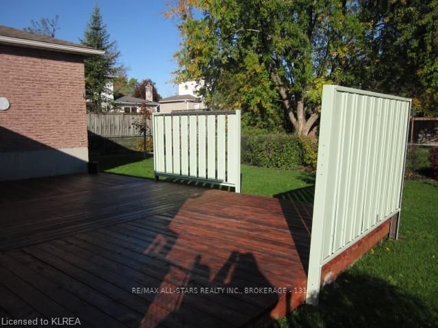 Listing Image 3