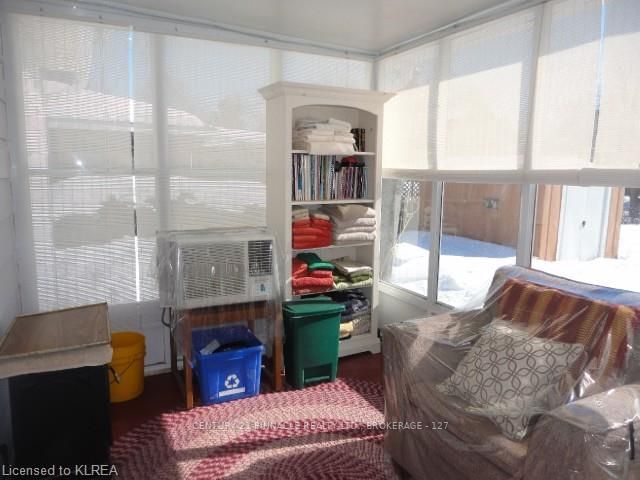 Listing Image 17