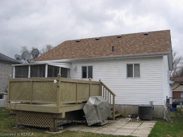 Listing Image 3