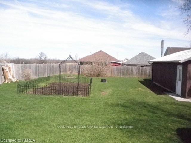 Listing Image 3