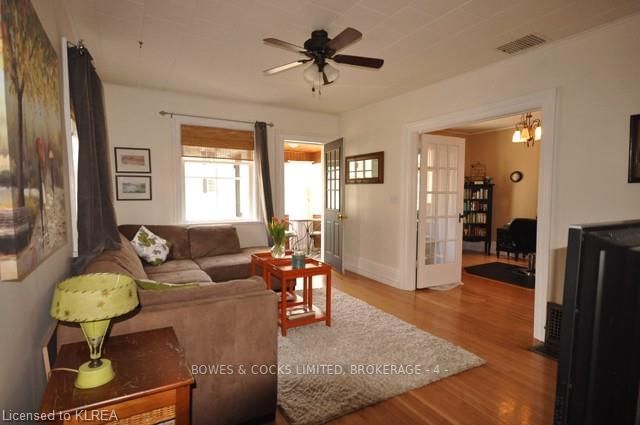 Listing Image 5
