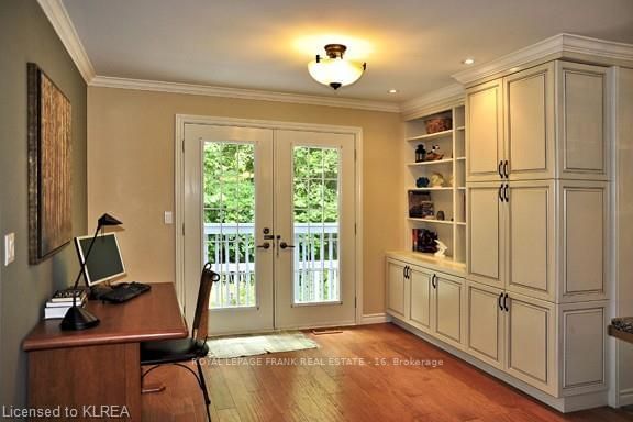 Listing Image 8
