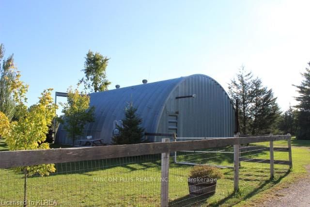 Listing Image 16