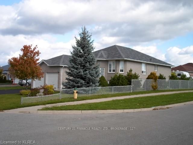 Listing Image 4