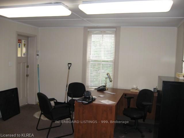 221 Kent St W, Kawartha Lakes, K9V 2Z1 | Image 3