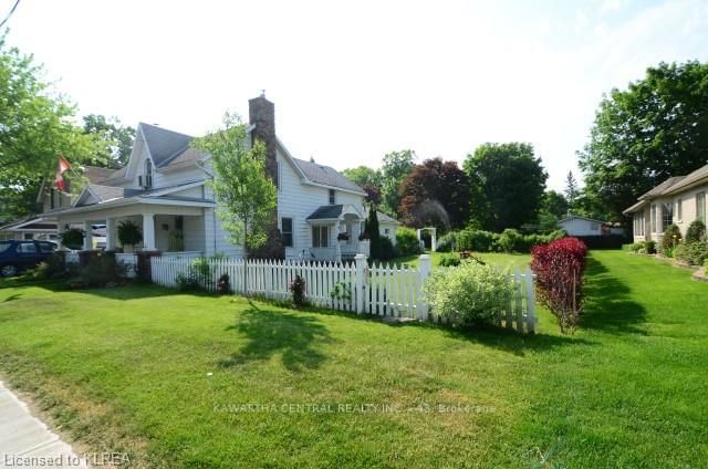 Listing Image 4