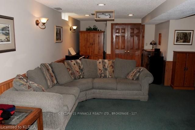Listing Image 24