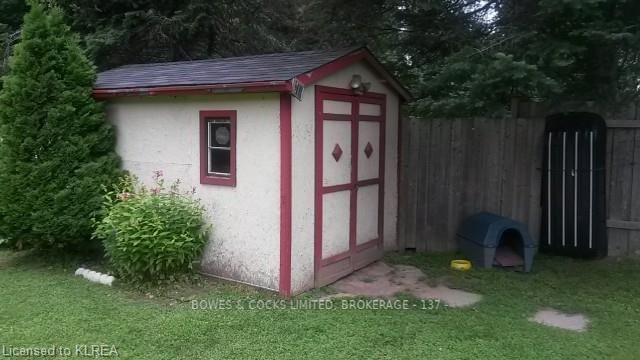 Listing Image 7
