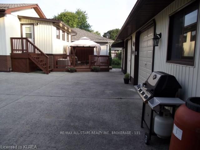 Listing Image 23