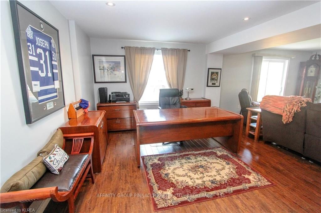 Listing Image 20