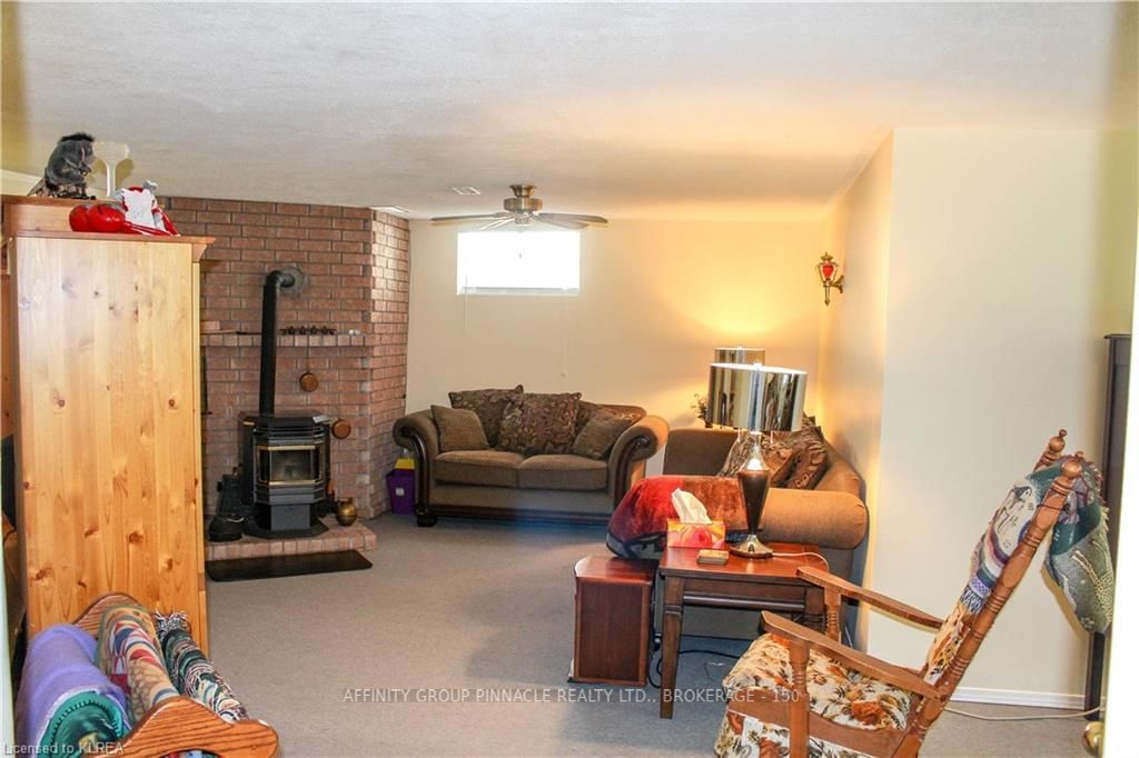 Listing Image 25