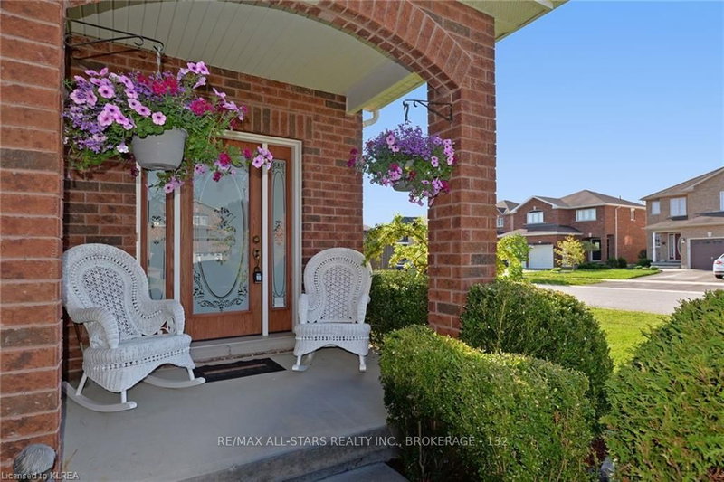 90 Sweetnam Dr, Kawartha Lakes, K9V 0A6 | Image 3