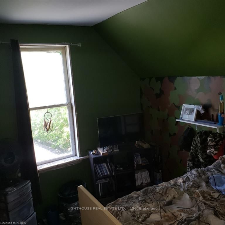 Listing Image 20