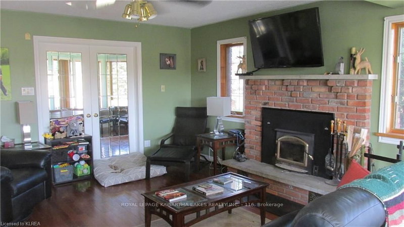 571 Hickory Beach Rd, Kawartha Lakes, K0M 1N0 | Image 3