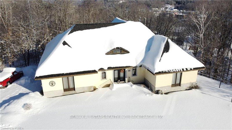 41 Maple St, Bancroft, K0L 1C0 | Image 2