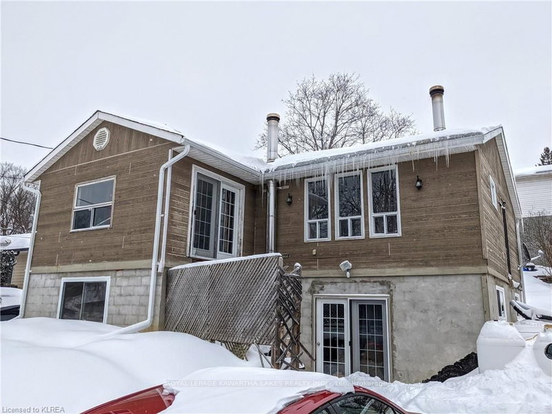 25 Silver Birch St, Kawartha Lakes, K0M 1L0 | Image 3