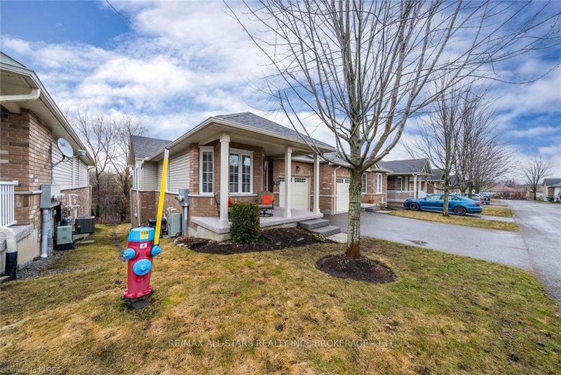 27 - 909 Wentworth St, Peterborough, K9J 8R7 | Image 2