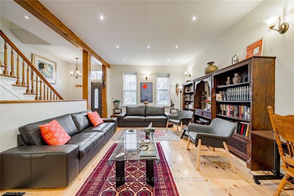 Listing Image 7