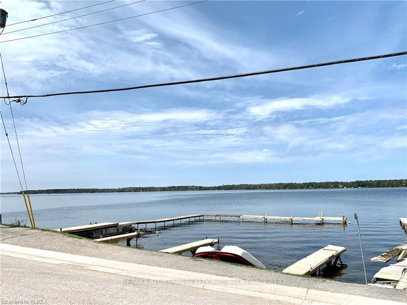 111 Hazel St, Kawartha Lakes, K0M 1L0 | Image 2