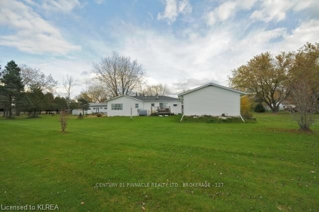 12 Stephen Crt, Kawartha Lakes, K0M 1L0 | Image 3