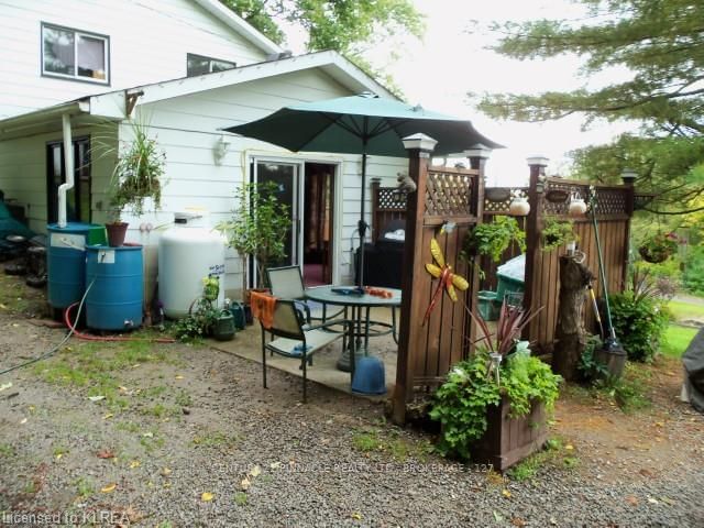 Listing Image 6