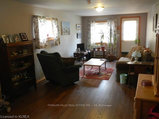 Listing Image 7