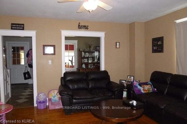 Listing Image 7