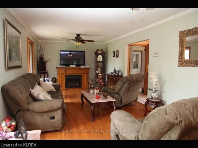 Listing Image 7
