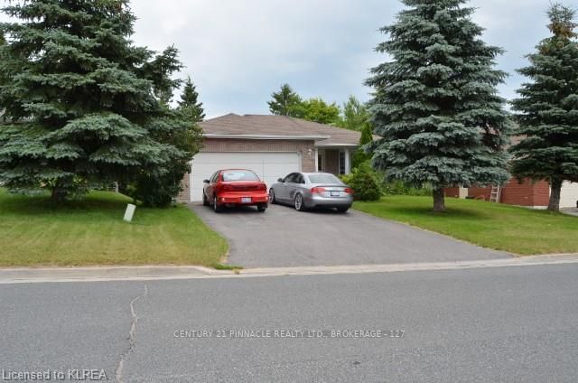 604 Fortye Dr, Peterborough, K9K 2H3 | Image 3