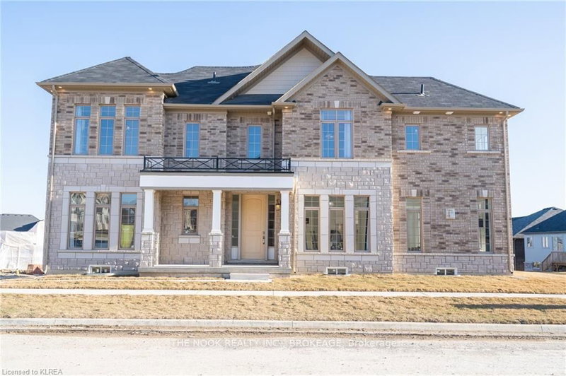 44 Bromont Dr, Cavan Monaghan, L0A 1G0 | Image 2