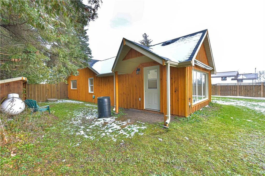 Listing Image 7