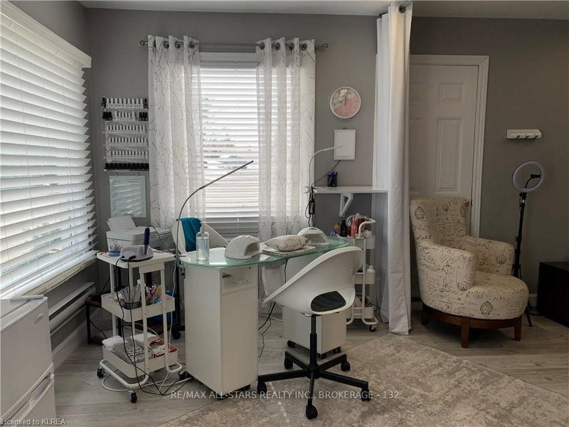 232 Main St, Kawartha Lakes, K0M 1A0 | Image 3