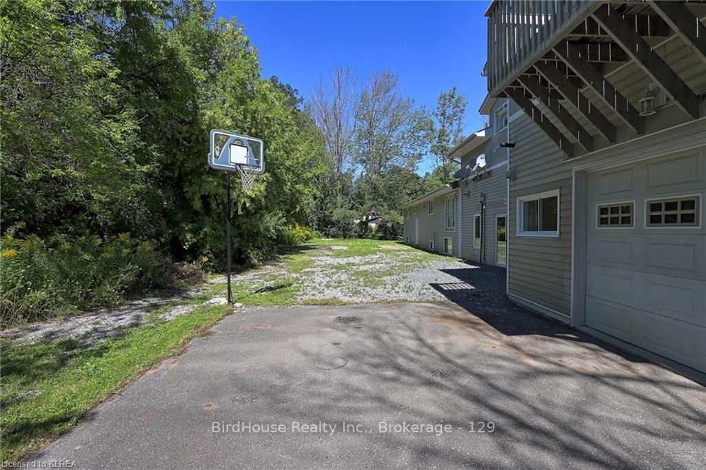 Listing Image 40