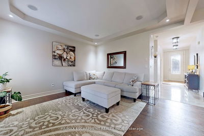 56 Calista Dr, Welland -  image-0-3
