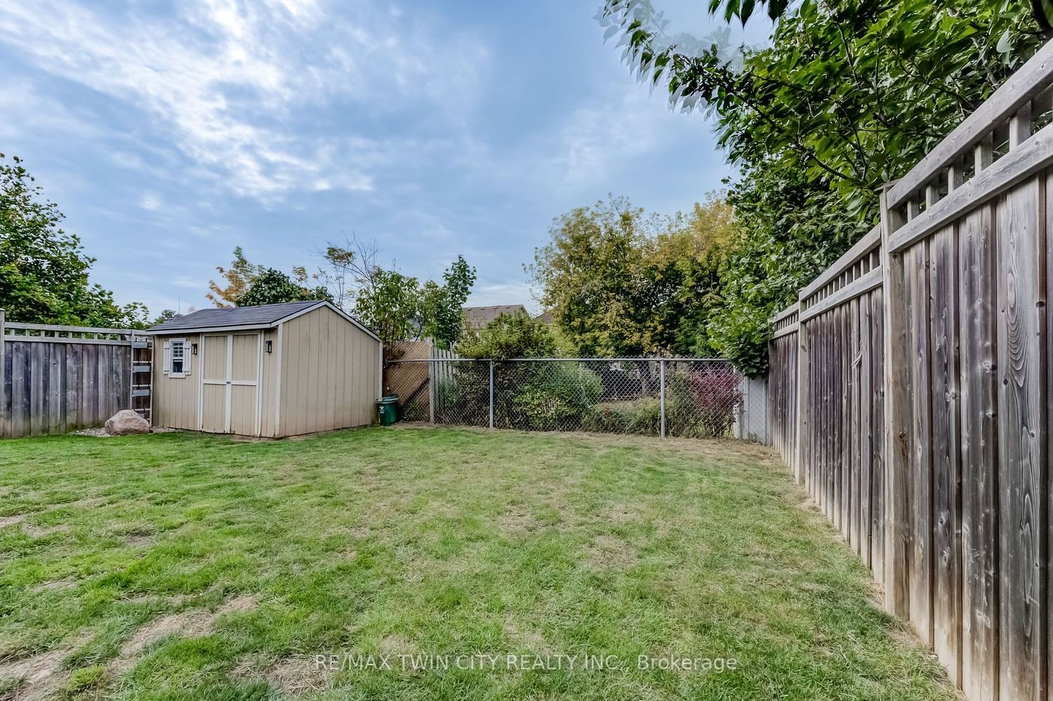 Listing Image 34