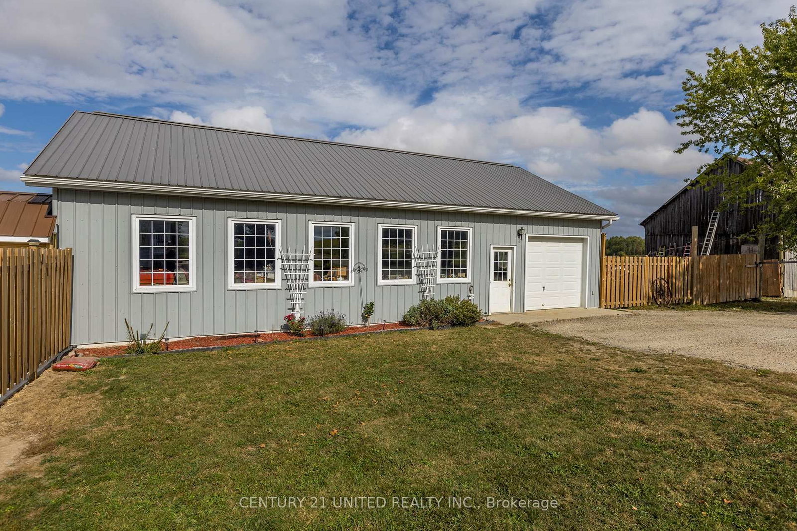 Listing Image 31