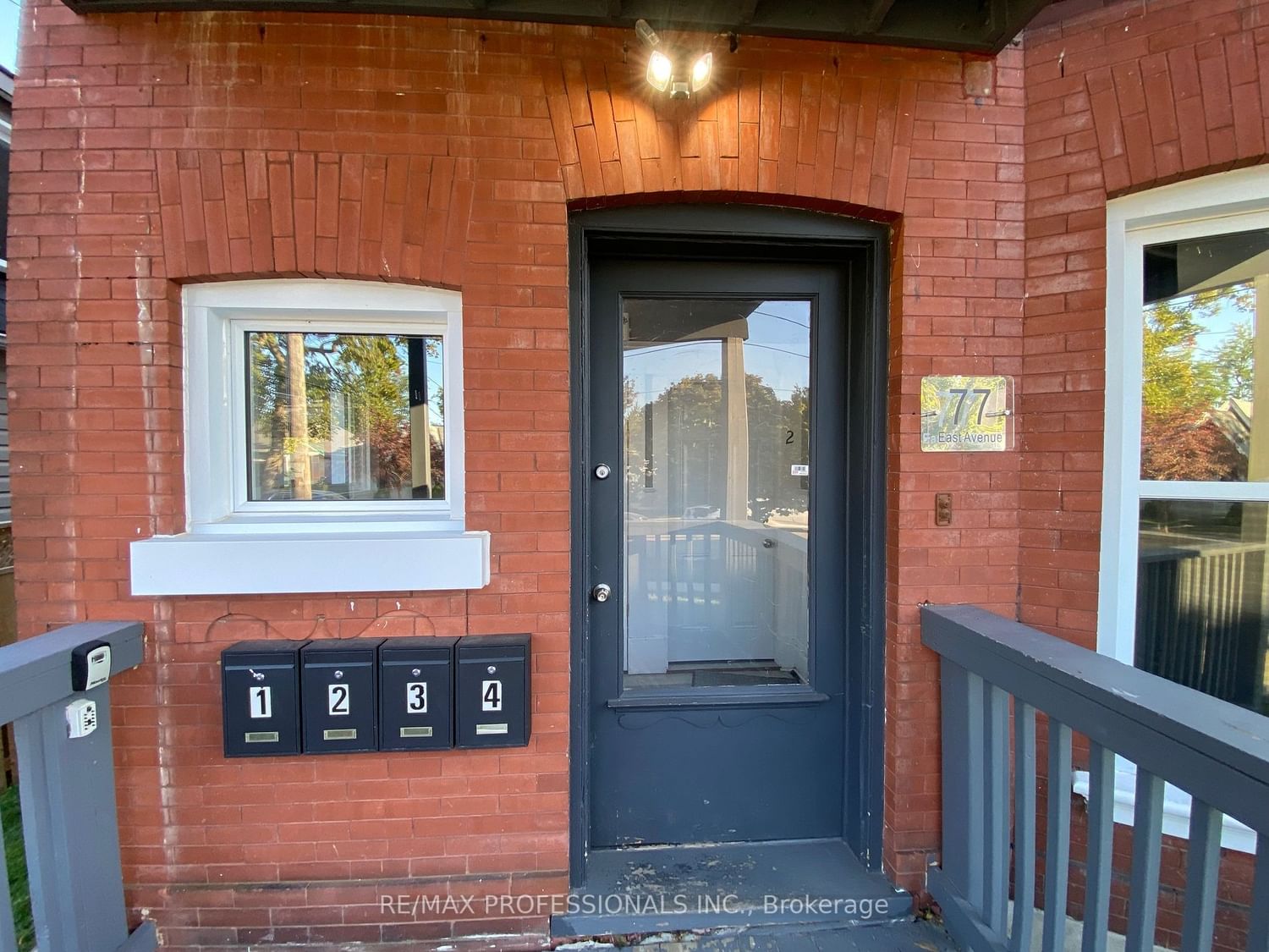 Listing Image 2