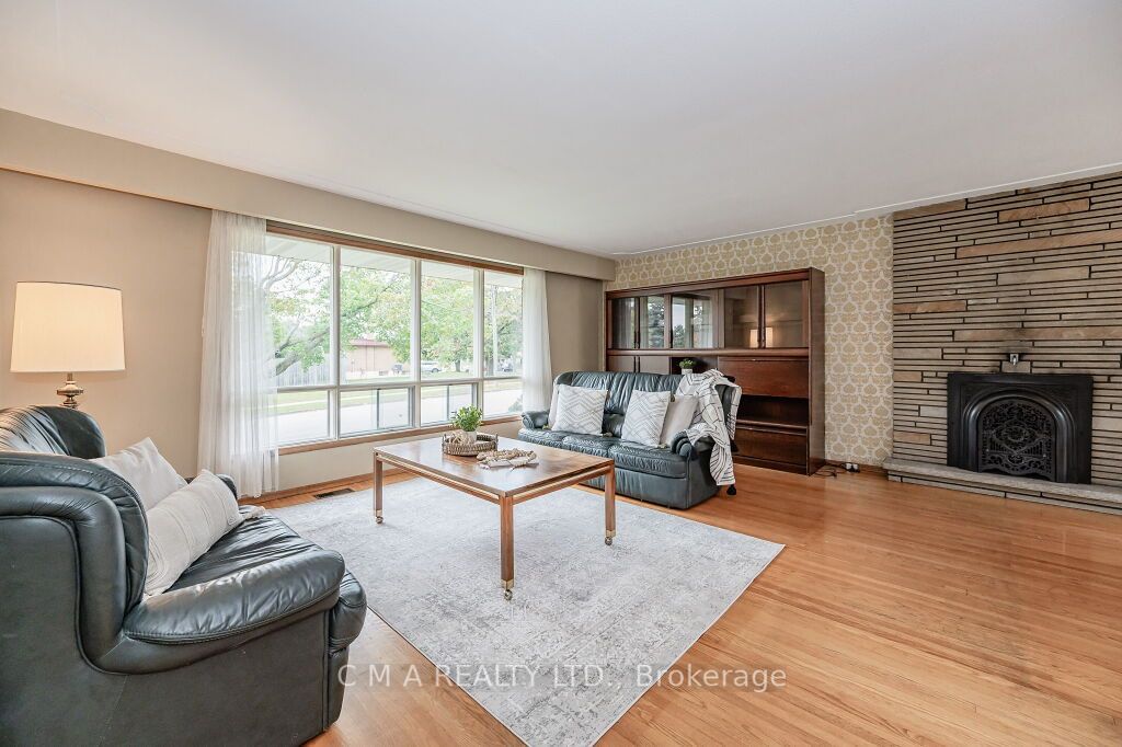 Listing Image 22